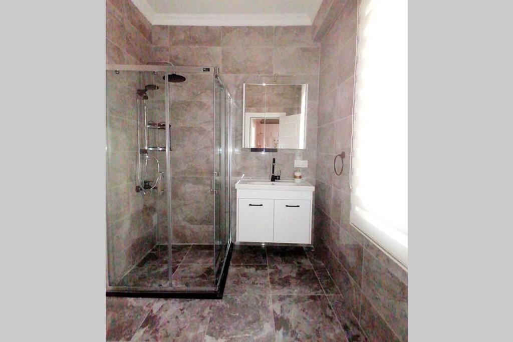 Khalkedon Flat 2 - Kadikoy'Deki Konaklama Adresiniz Istanbul Bagian luar foto